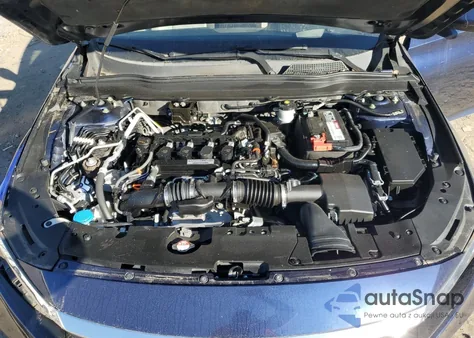 2018 Honda Accord Touring z USA, uszkodzony, nr VIN 1HGCV1F91JA113592